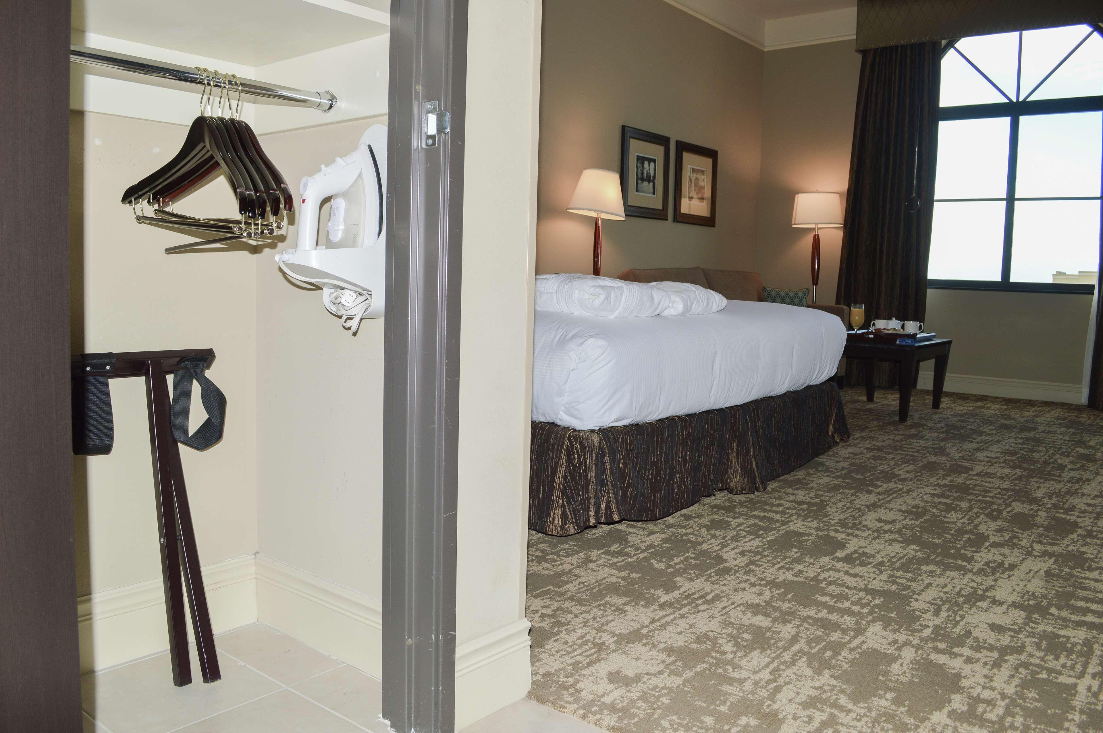 Hilton Dallas Southlake Town Square Exterior foto